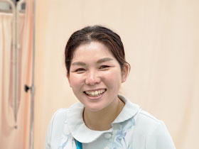 粟野 栄里子